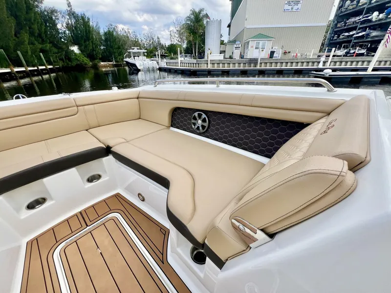 Slide: The Image of Sea Ray SDX 290 OB 2019 - 5859175