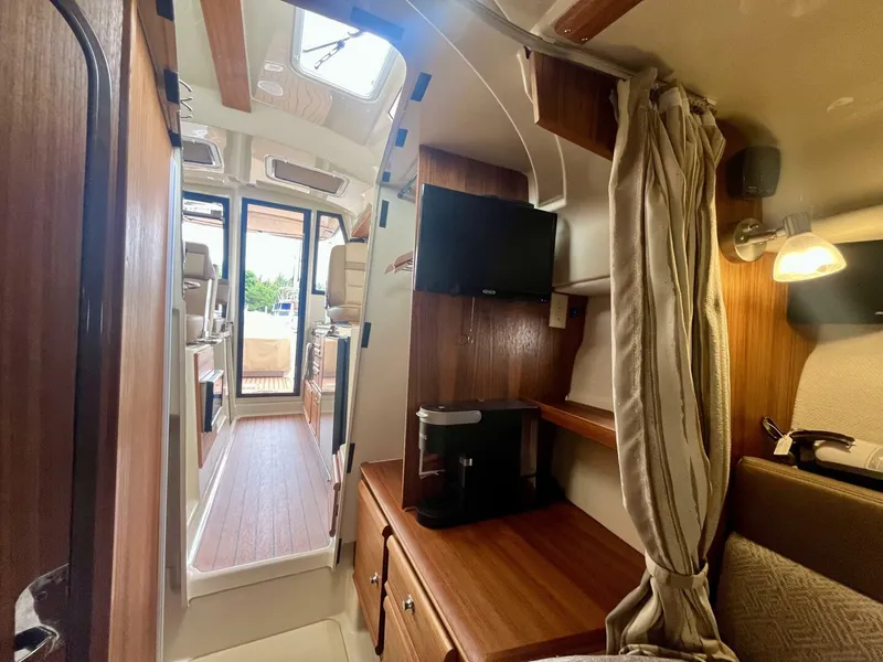 Slide: The Image of Ranger Tug R-27 2023 - 5580501