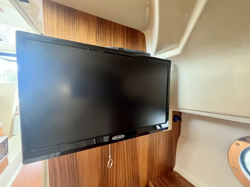 Slide: The Image of Ranger Tug R-27 2023 - 5580515