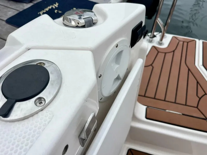 Slide: The Image of Ranger Tug R-27 2023 - 5580572