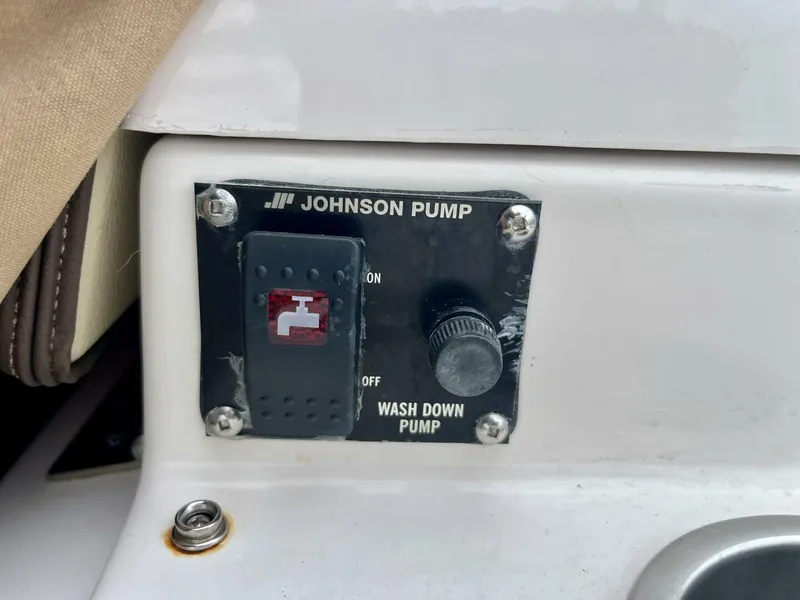 Slide: The Image of Ranger Tug R-27 2023 - 5580577