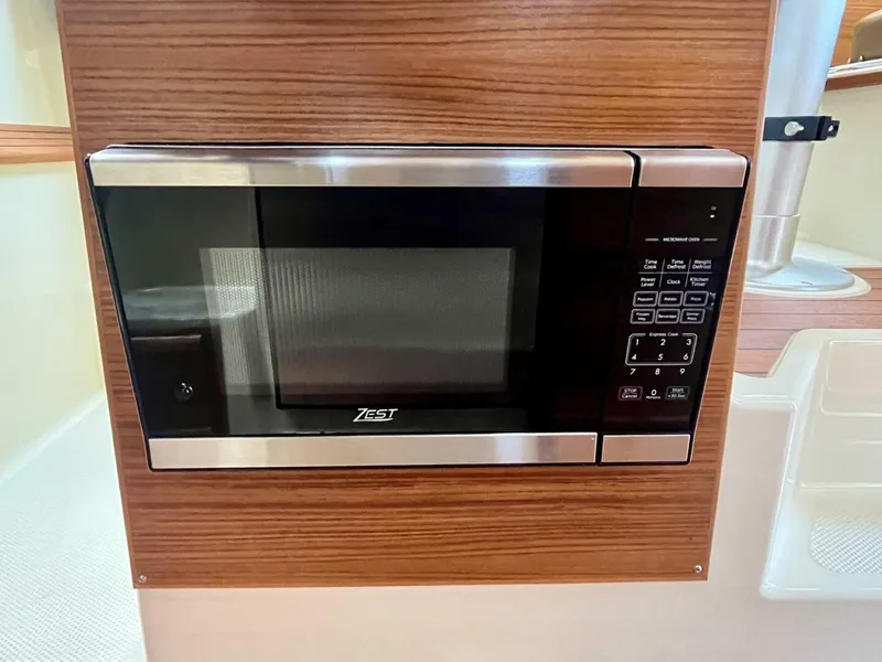 Slide: The Image of Ranger Tug R-27 2023 - 5580578