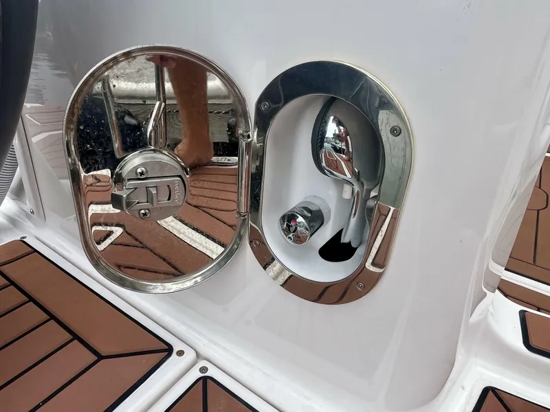 Slide: The Image of Ranger Tug R-27 2023 - 5580354