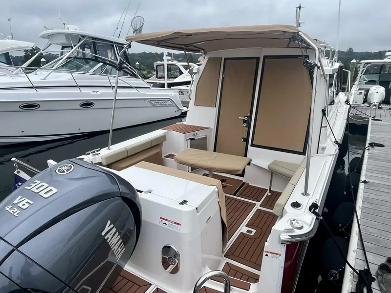 Slide: The Image of Ranger Tug R-27 2023 - 5580355