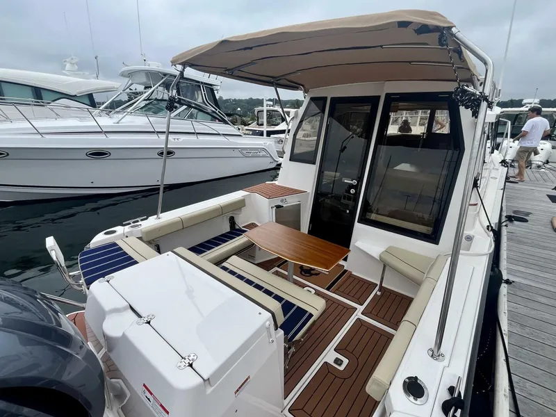 Slide: The Image of Ranger Tug R-27 2023 - 5580367