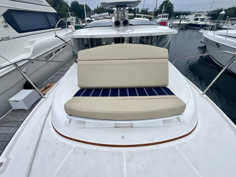 Slide: The Image of Ranger Tug R-27 2023 - 5580398