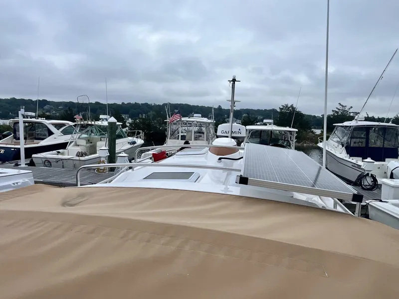 Slide: The Image of Ranger Tug R-27 2023 - 5580418