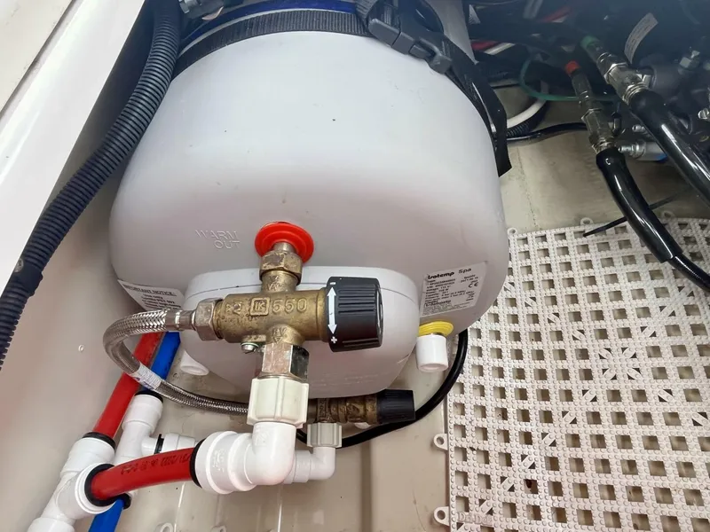 Slide: The Image of Ranger Tug R-27 2023 - 5580419