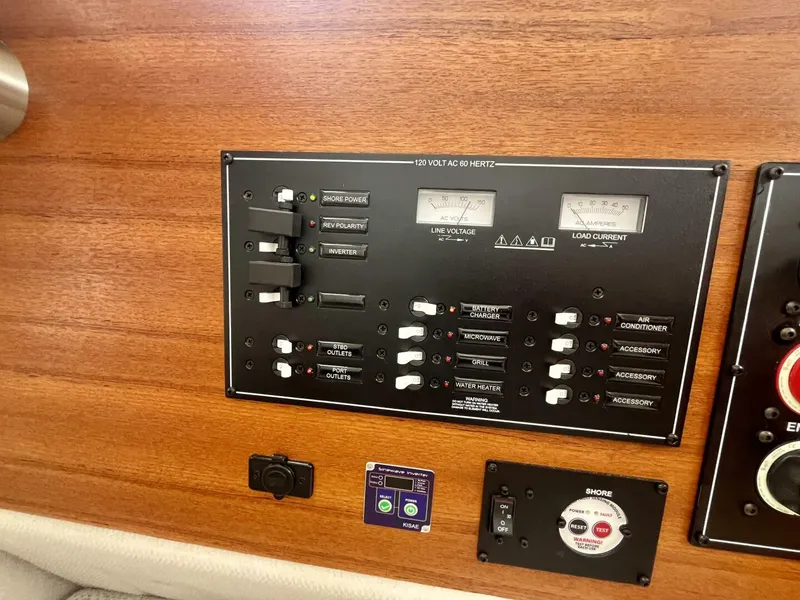 Slide: The Image of Ranger Tug R-27 2023 - 5580476