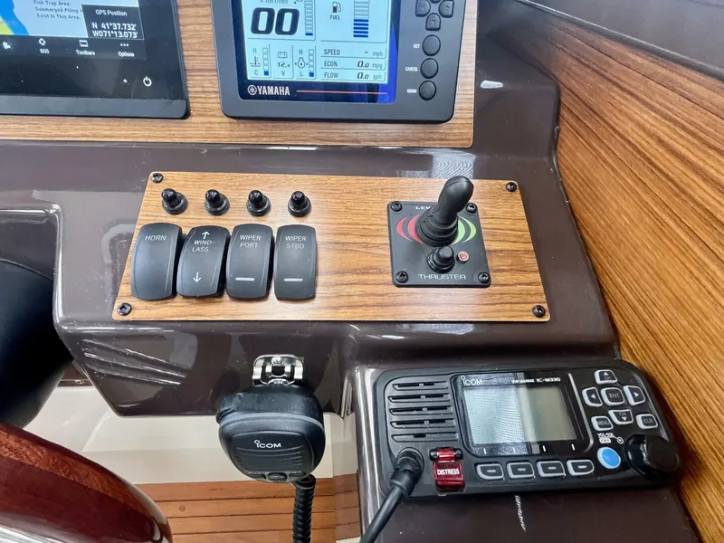 Slide: The Image of Ranger Tug R-27 2023 - 5580484