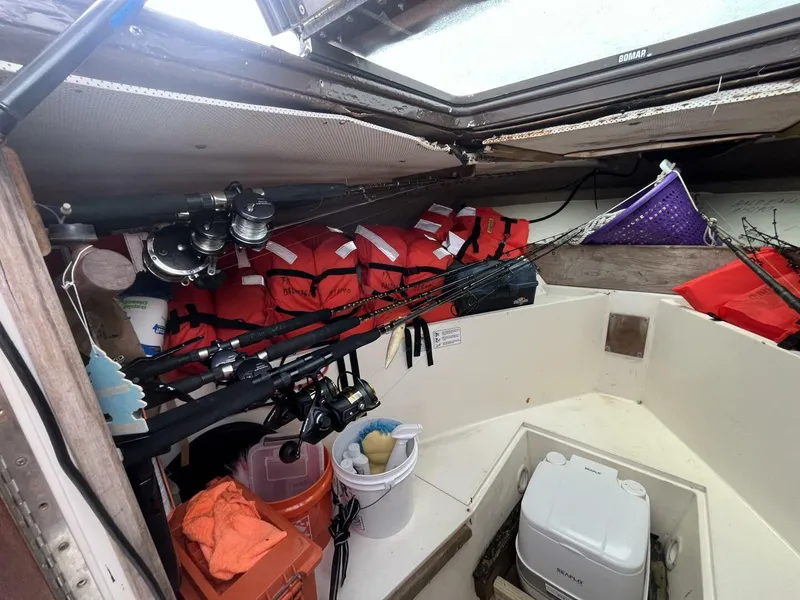 Slide: The Image of Mako 284 1985 - 5586267