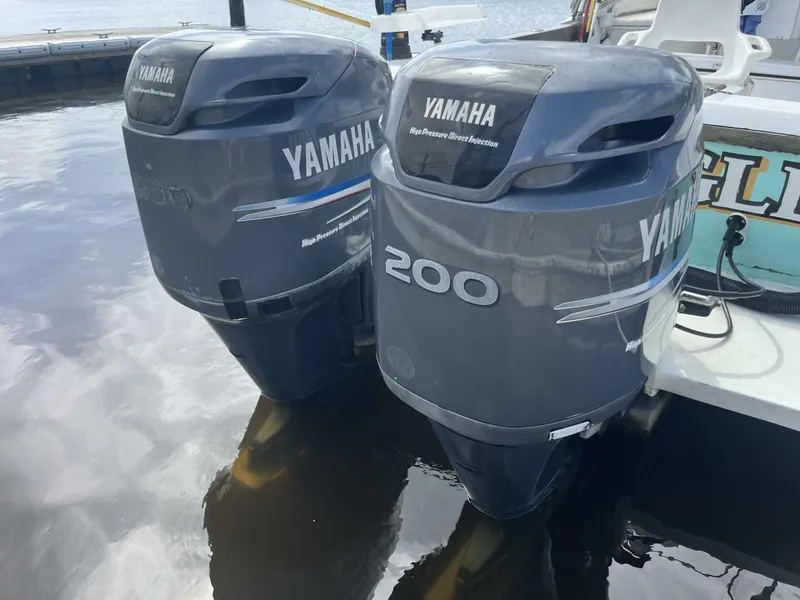 Slide: The Image of Mako 284 1985 - 5586269