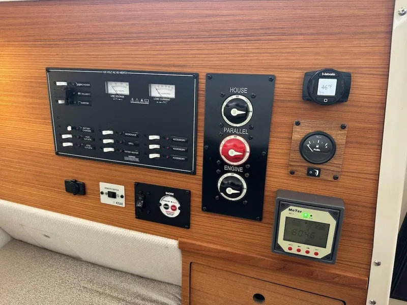 Slide: The Image of Ranger Tug R-27 2022 - 5599475