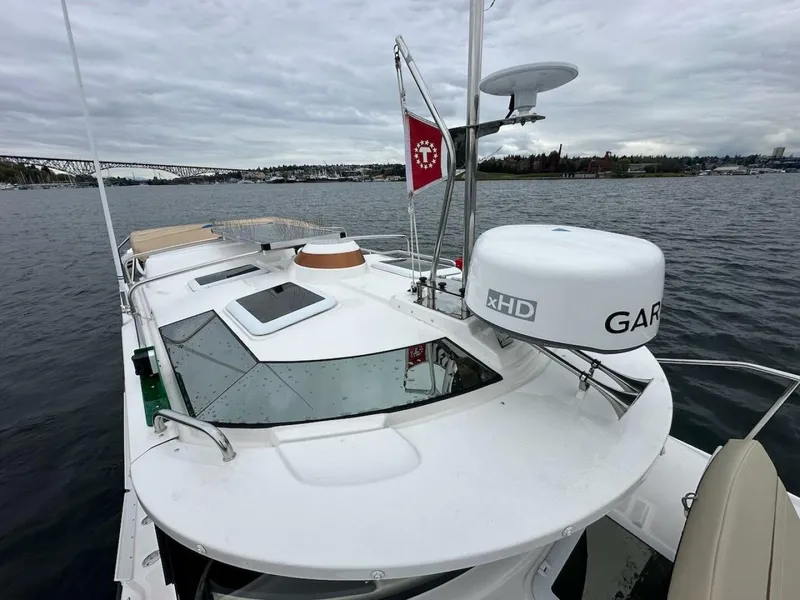 Slide: The Image of Ranger Tug R-27 2022 - 5599288