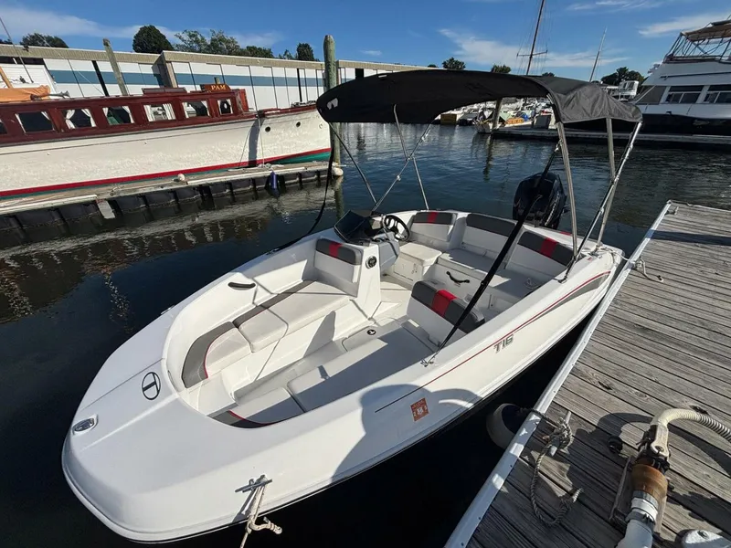 Slide: The Image of Tahoe T16 2023 - 5580782