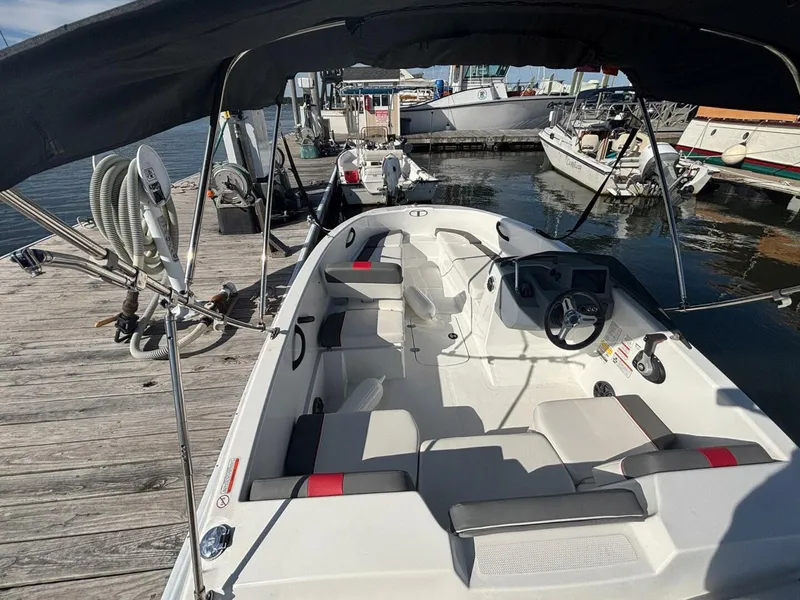 Slide: The Image of Tahoe T16 2023 - 5580784