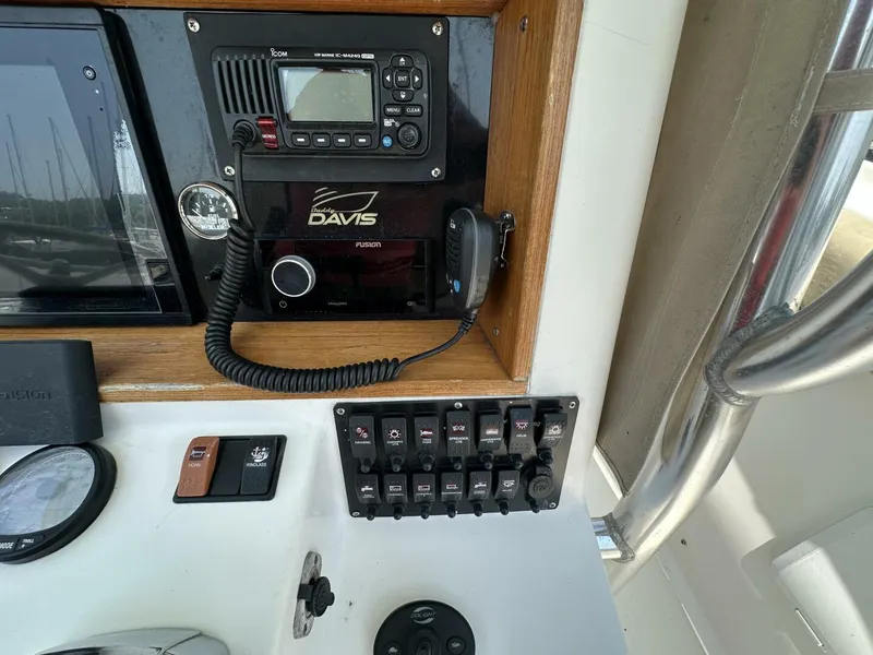 Slide: The Image of Buddy Davis 28 2005 - 5580772