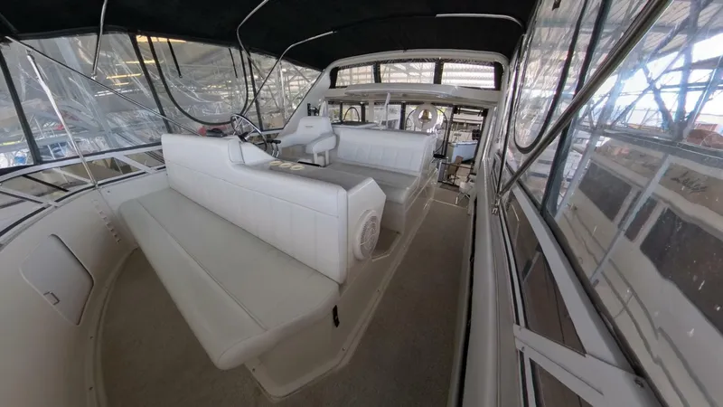 Slide: The Image of Flybridge/Bench Seat - 5580868