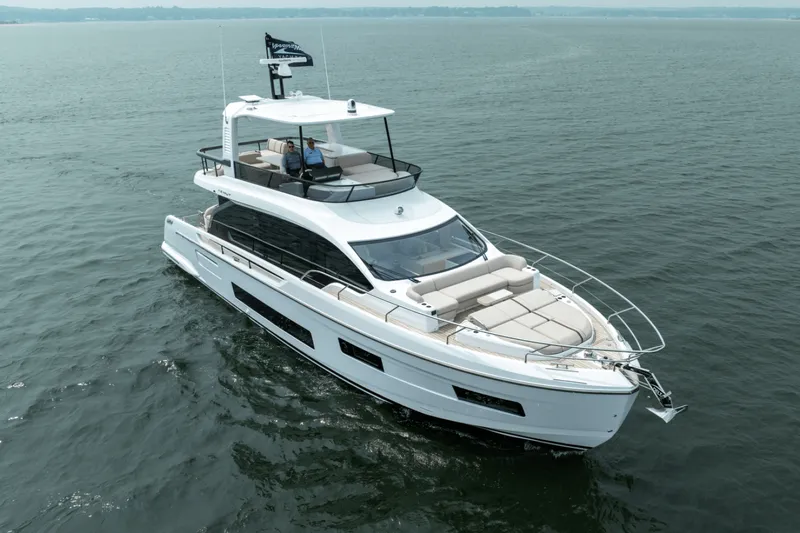 Slide: The Image of Azimut Fly 62 2026 - 5581044