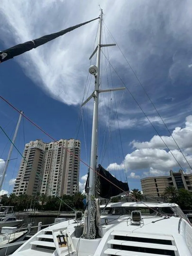 Slide: The Image of Robertson & Caine 47 1998 - 5581236