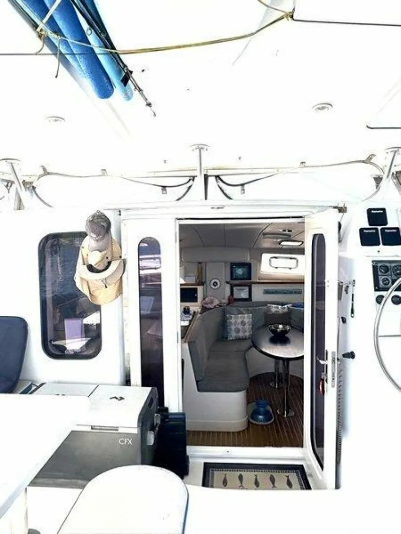 Slide: The Image of Robertson & Caine 47 1998 - 5581241