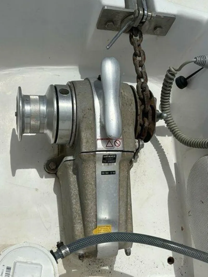 Slide: The Image of Robertson & Caine 47 1998 - 5581248