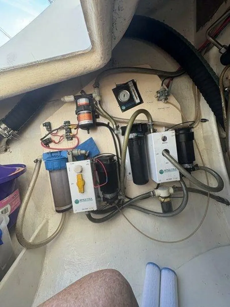 Slide: The Image of Robertson & Caine 47 1998 - 5581252