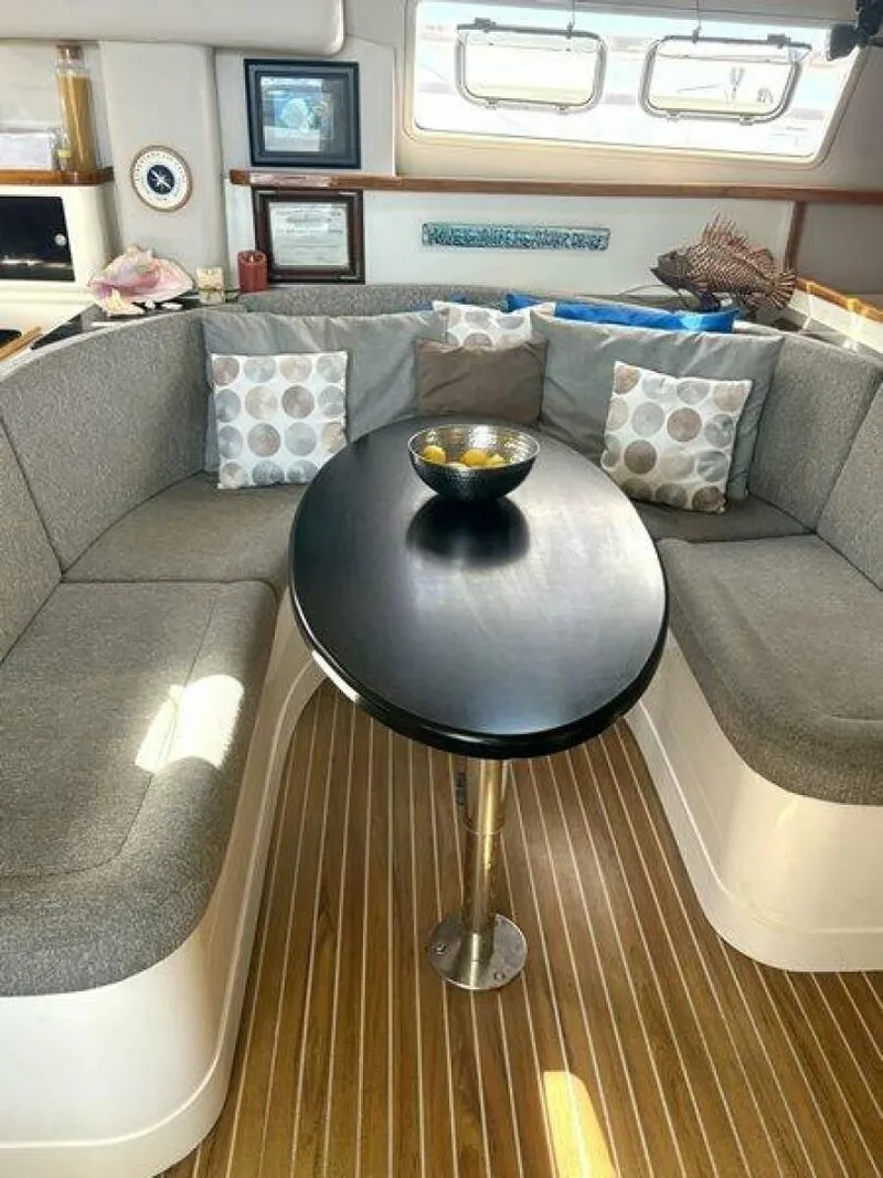 Slide: The Image of Robertson & Caine 47 1998 - 5581268