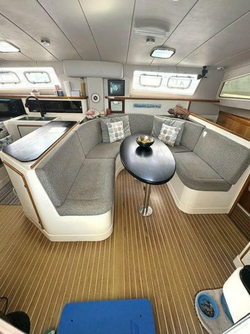 Slide: The Image of Robertson & Caine 47 1998 - 5581276