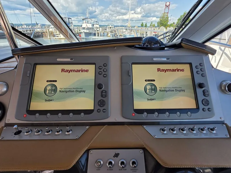 Slide: The Image of Four Winns V435 2009 - 5581317