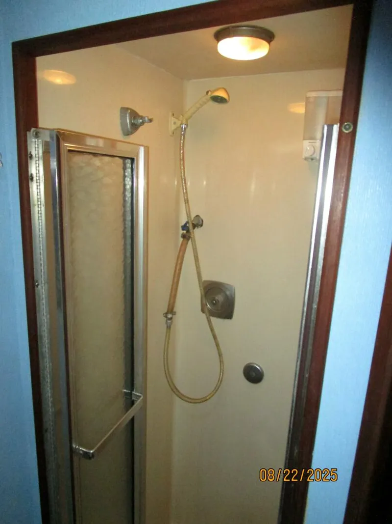 Slide: The Image of 44' Viking master stateroom shower - 5581892