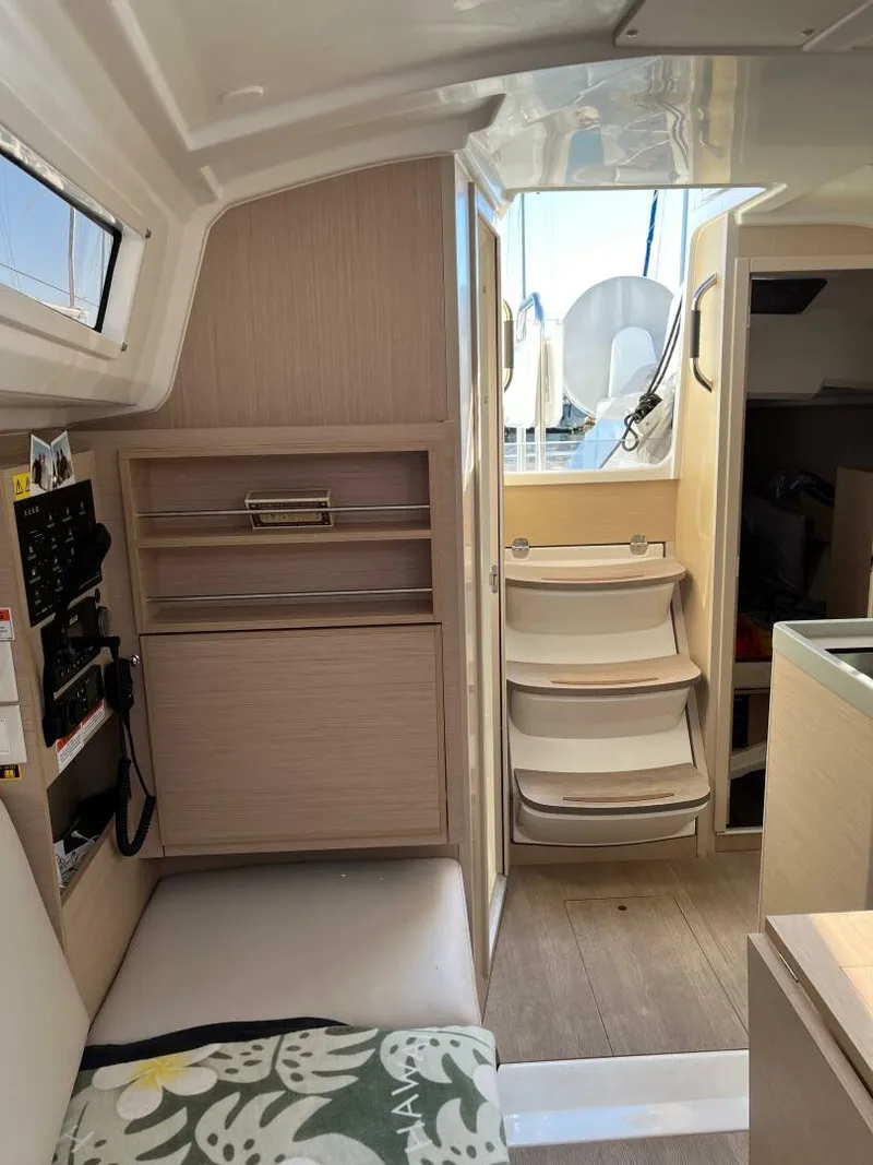 Slide: The Image of Beneteau 30 2021 - 5582039