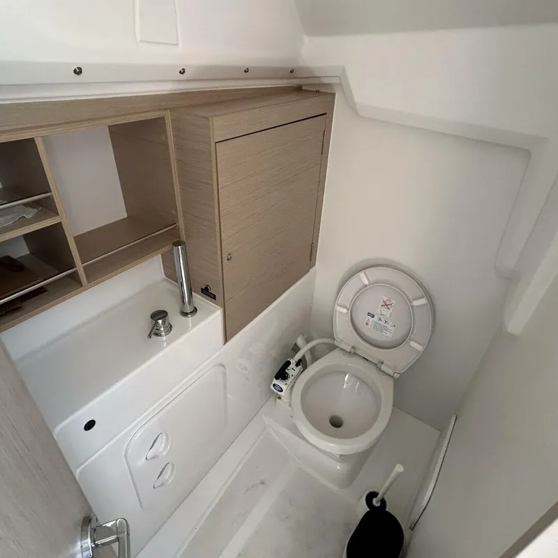 Slide: The Image of Beneteau 30 2021 - 5582059