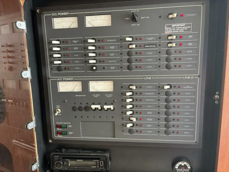 Slide: The Image of Tiara 3100 Open 1997 - 5582358