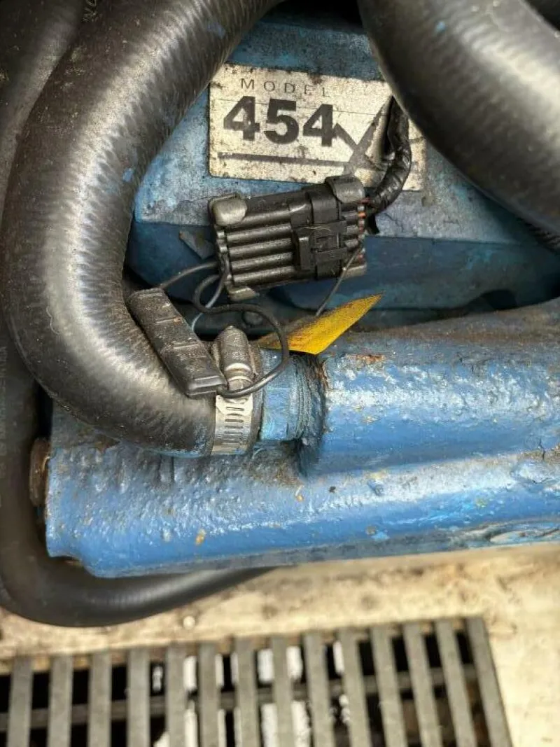 Slide: The Image of Tiara 3100 Open 1997 - 5582359