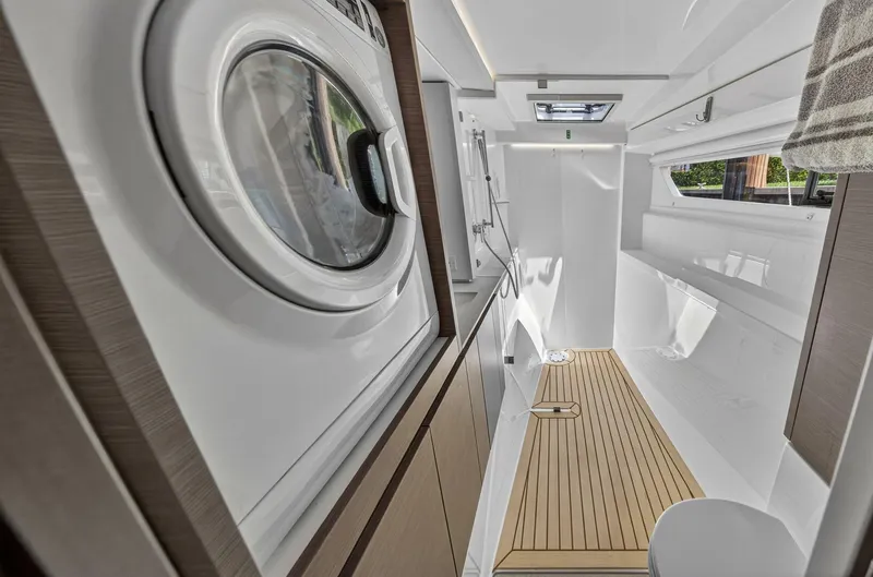 Slide: The Image of Leopard 42 Owners Version 2023 - 5582471