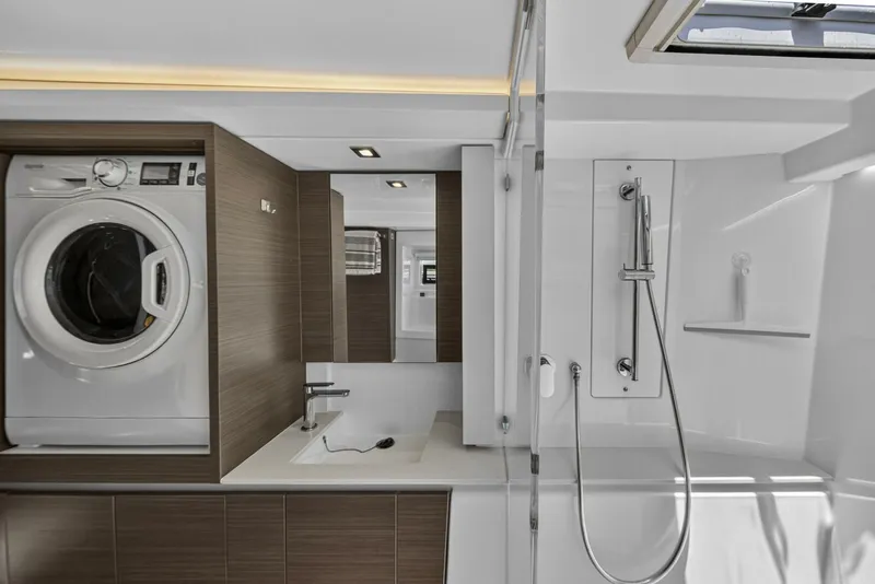 Slide: The Image of Leopard 42 Owners Version 2023 - 5582479