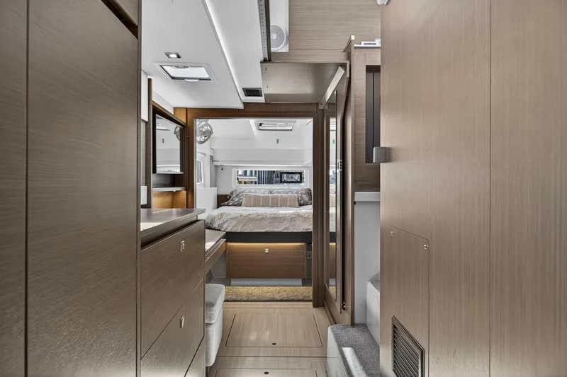 Slide: The Image of Leopard 42 Owners Version 2023 - 5582482