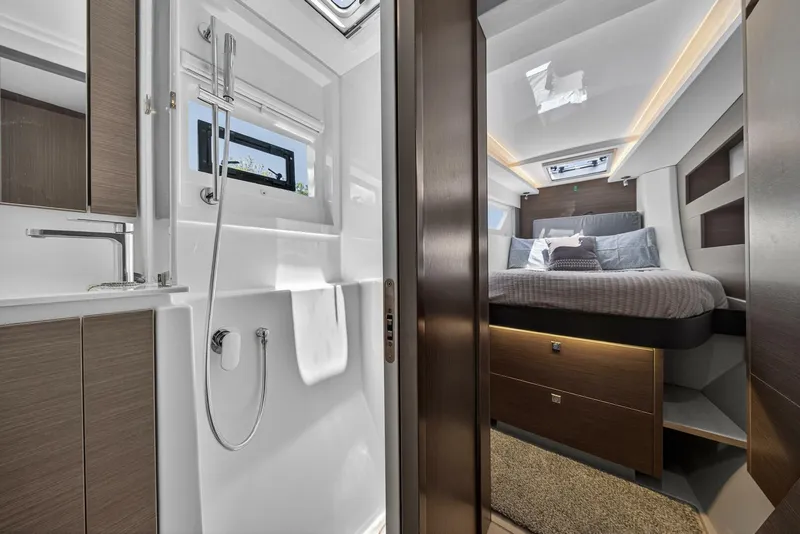 Slide: The Image of Leopard 42 Owners Version 2023 - 5582454