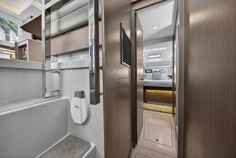 Slide: The Image of Leopard 42 Owners Version 2023 - 5582460