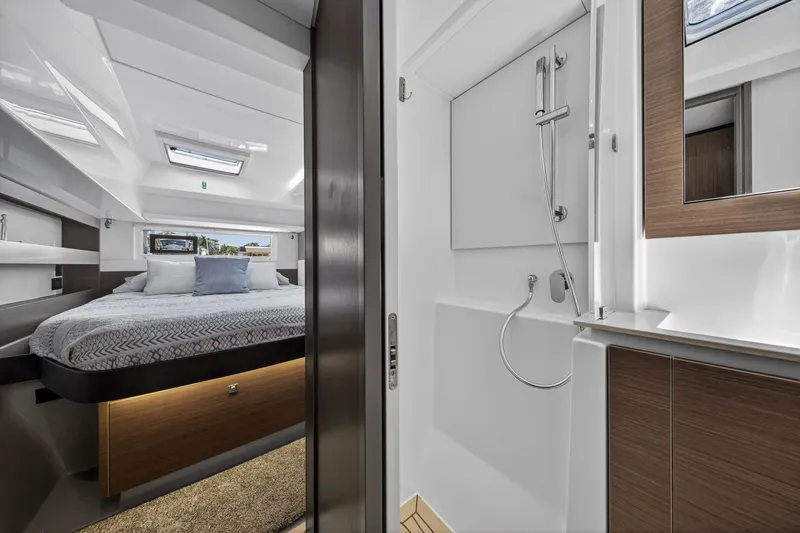 Slide: The Image of Leopard 42 Owners Version 2023 - 5582461