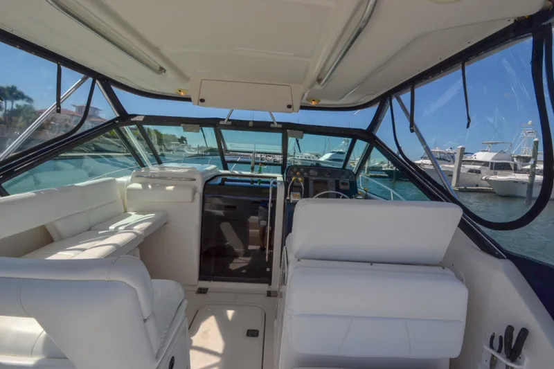 Slide: The Image of Tiara 3100 Open LE 2003 - 5582564