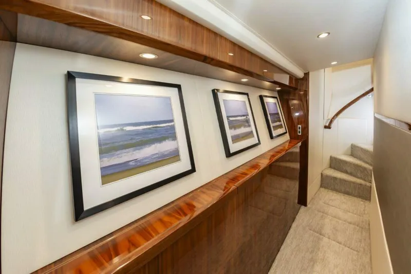 Slide: The Image of 91fbbee6 Fe7a 4c25 99be 00256969120d - 5583685