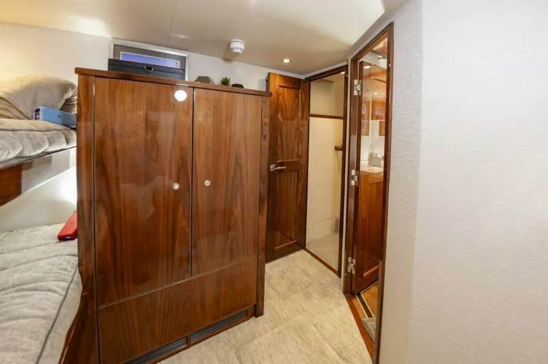 Slide: The Image of 09ef7ed4 1d42 4d35 A5c5 6fbe93ddd228 - 5583708