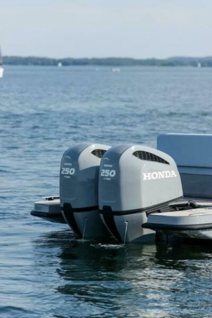 Slide: The Image of VIRTUE YACHTS V10 T-Tops Optional Twin Honda 250's with matching paint - 5584107