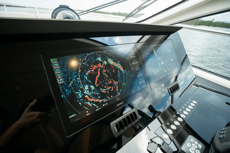 Slide: The Image of Azimut Fly 62 2026 - 5584510