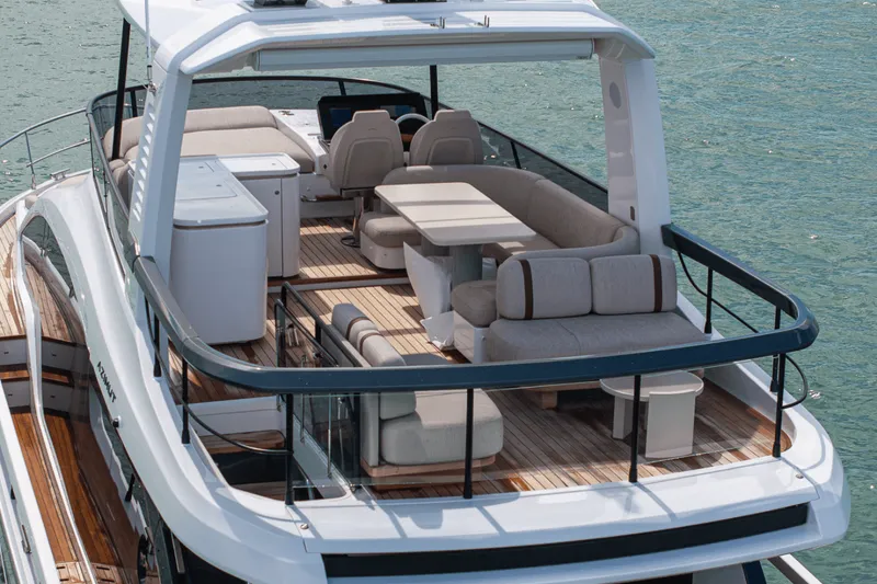 Slide: The Image of Azimut Fly 62 2026 - 5584516