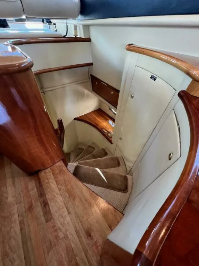 Slide: The Image of 2001 Neptunus 56 Flybridge- Companionway - 5585012