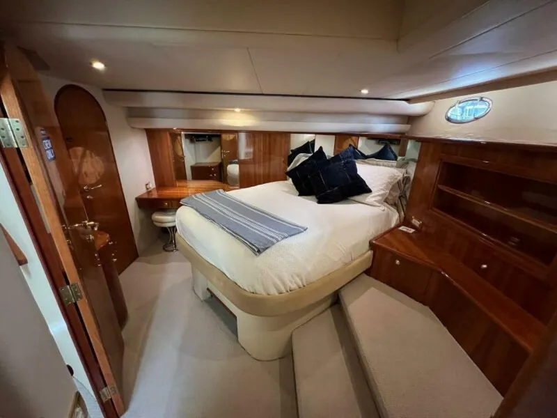 Slide: The Image of 2001 Neptunus 56 Flybridge- MSTR Stateroom  - 5585016