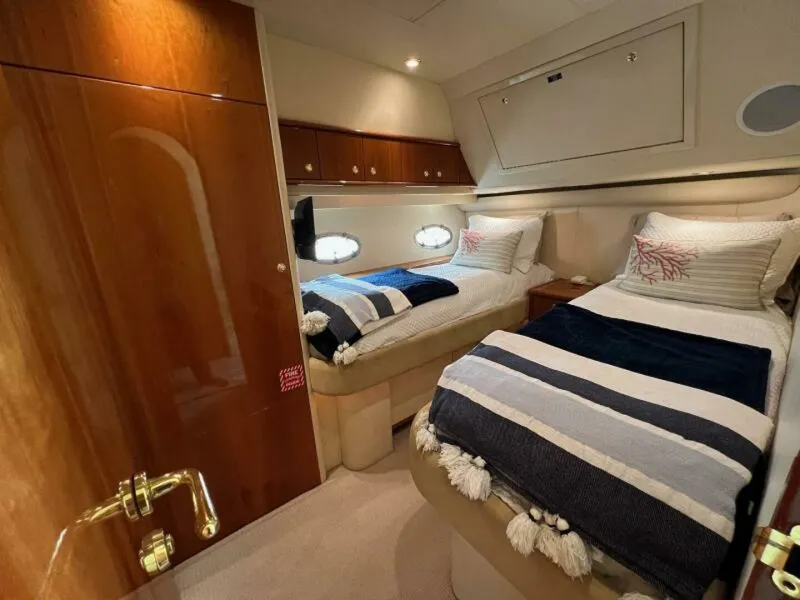 Slide: The Image of 2001 Neptunus 56 Flybridge- Guest Stateroom 2 - 5585024